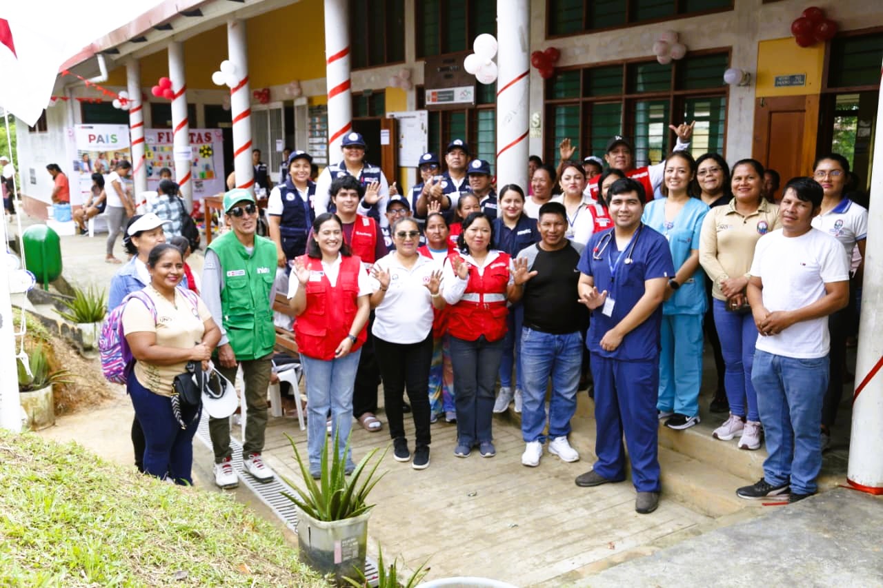 Niños de comunidades alejadas de Loreto reciben por primera vez atención de pediatras en feria del programa PAIS