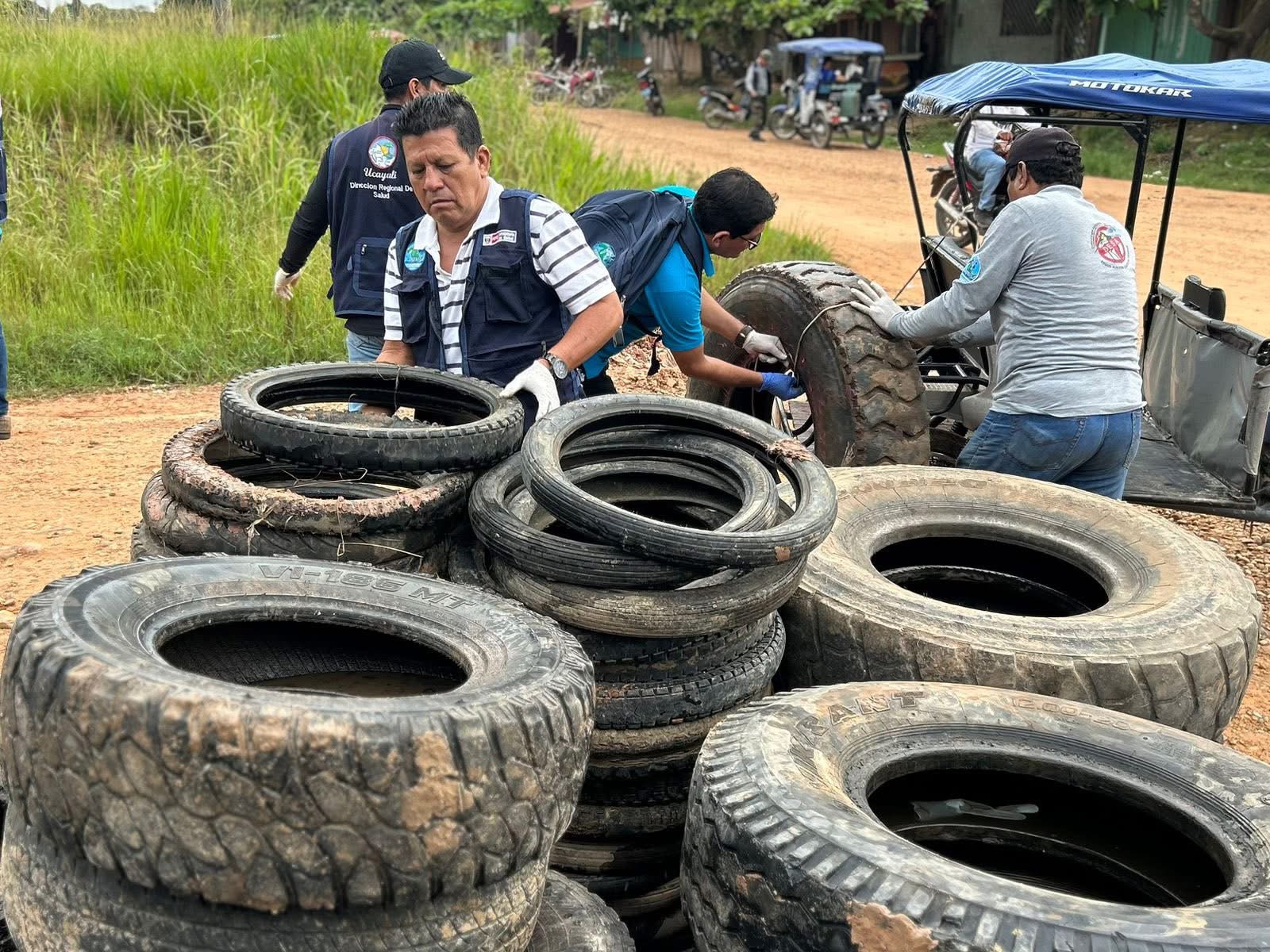 Ucayali: eliminan más de 130 toneladas de potenciales criaderos del zancudo que transmite el dengue en la región