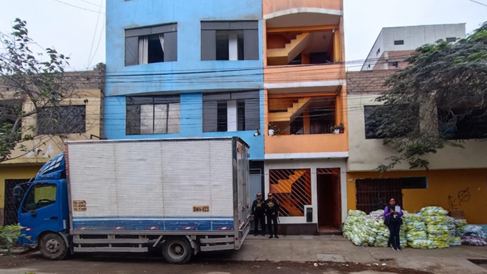 Digemid incauta más de cinco toneladas de detergentes para ropa de bebé falsificados en San Juan de Miraflores