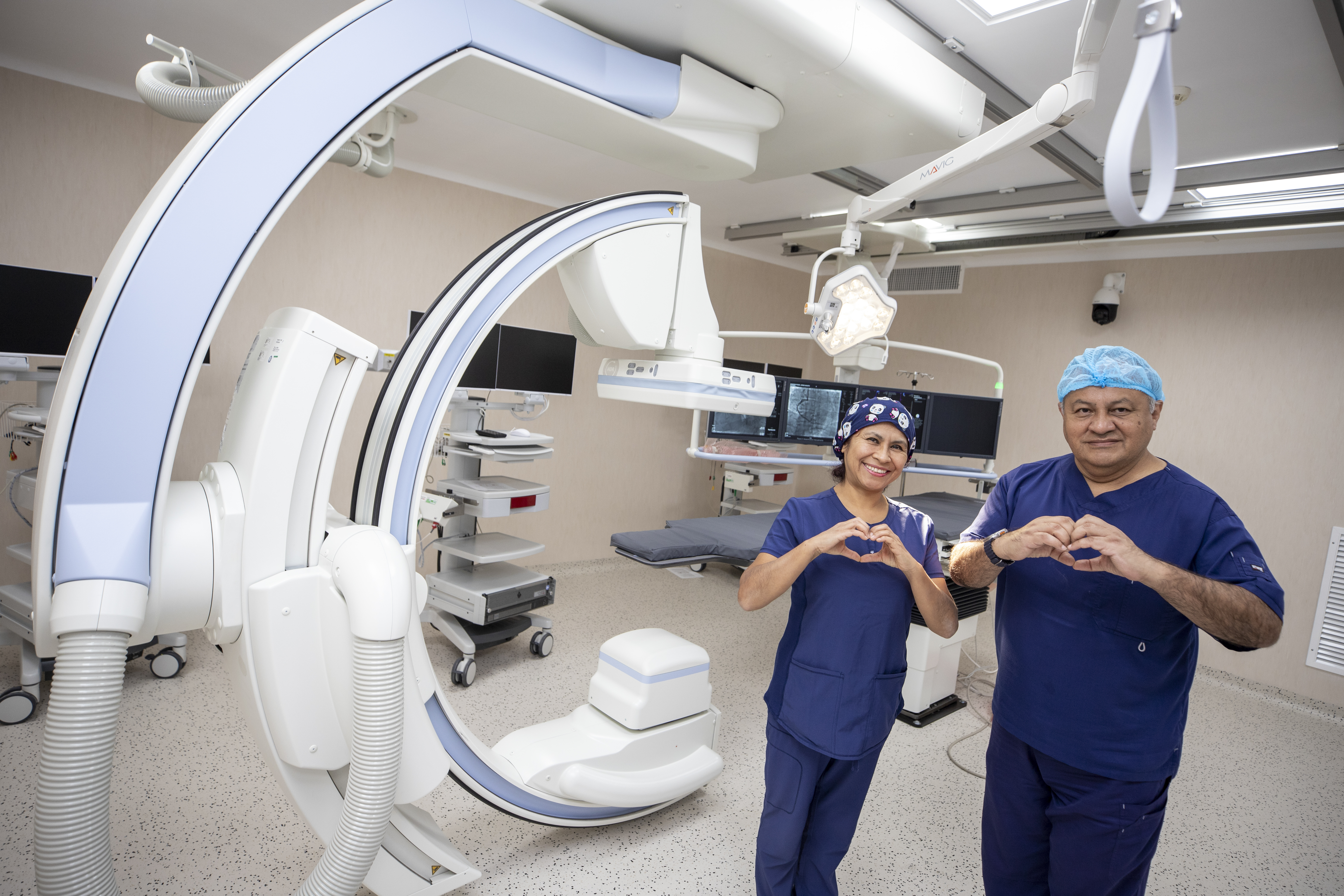 EsSalud pone en funcionamiento moderno angiógrafo en el INCOR para optimizar la atención a pacientes cardiovasculares