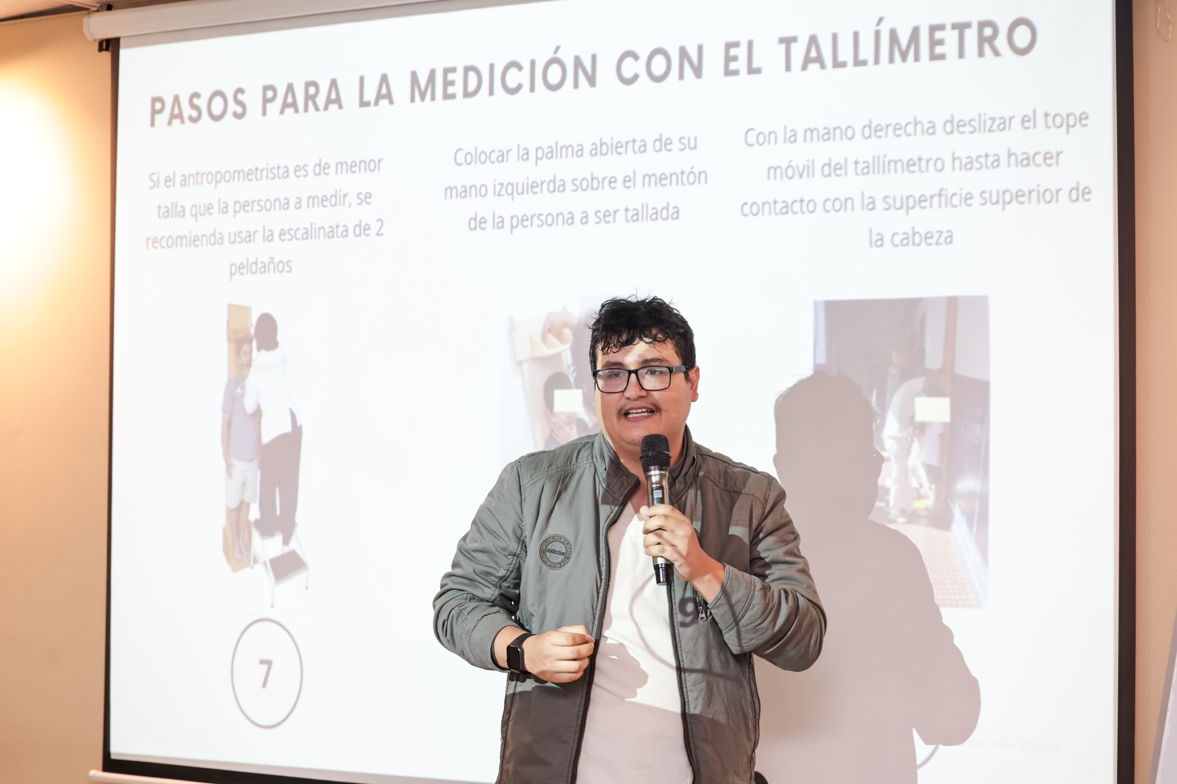MES DEL NUTRICIONISTA PERUANO , UNA CARRERA VALIOSA QUE SALVA VIDAS.