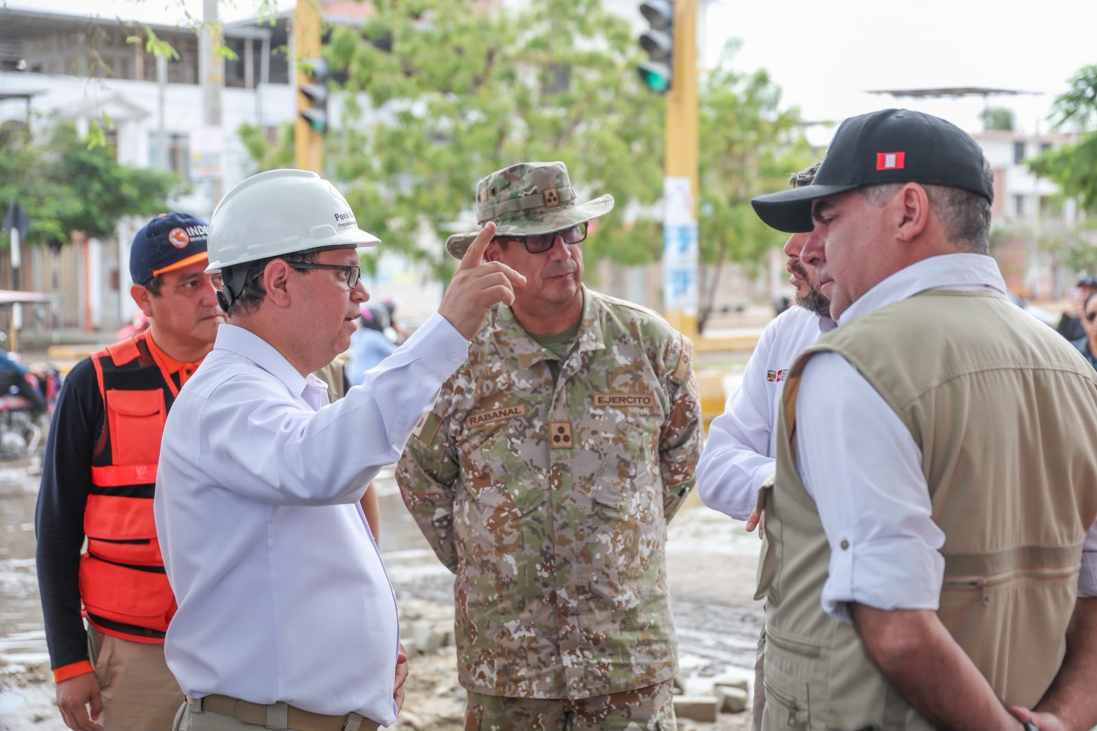 Piura: Gobierno inspeccionó atención a zonas afectadas por las lluvias y refuerza trabajos de emergen