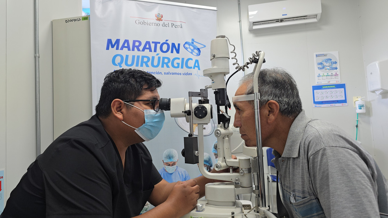 Panadero recupera la visión gracias a exitosa cirugía de catarata en Hospital de Especialidades Quirúrgicas Canta Callao de EsSalud