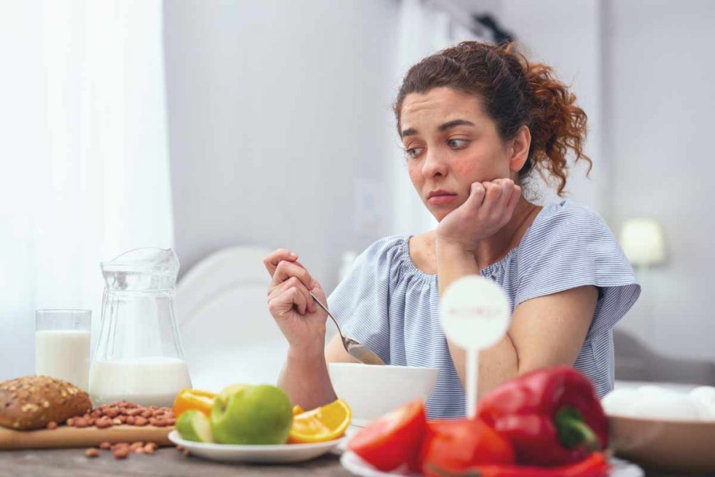 QUÉ ALIMENTOS ALIVIAN LOS SÍNTOMAS DEL CICLO MENSTRUAL