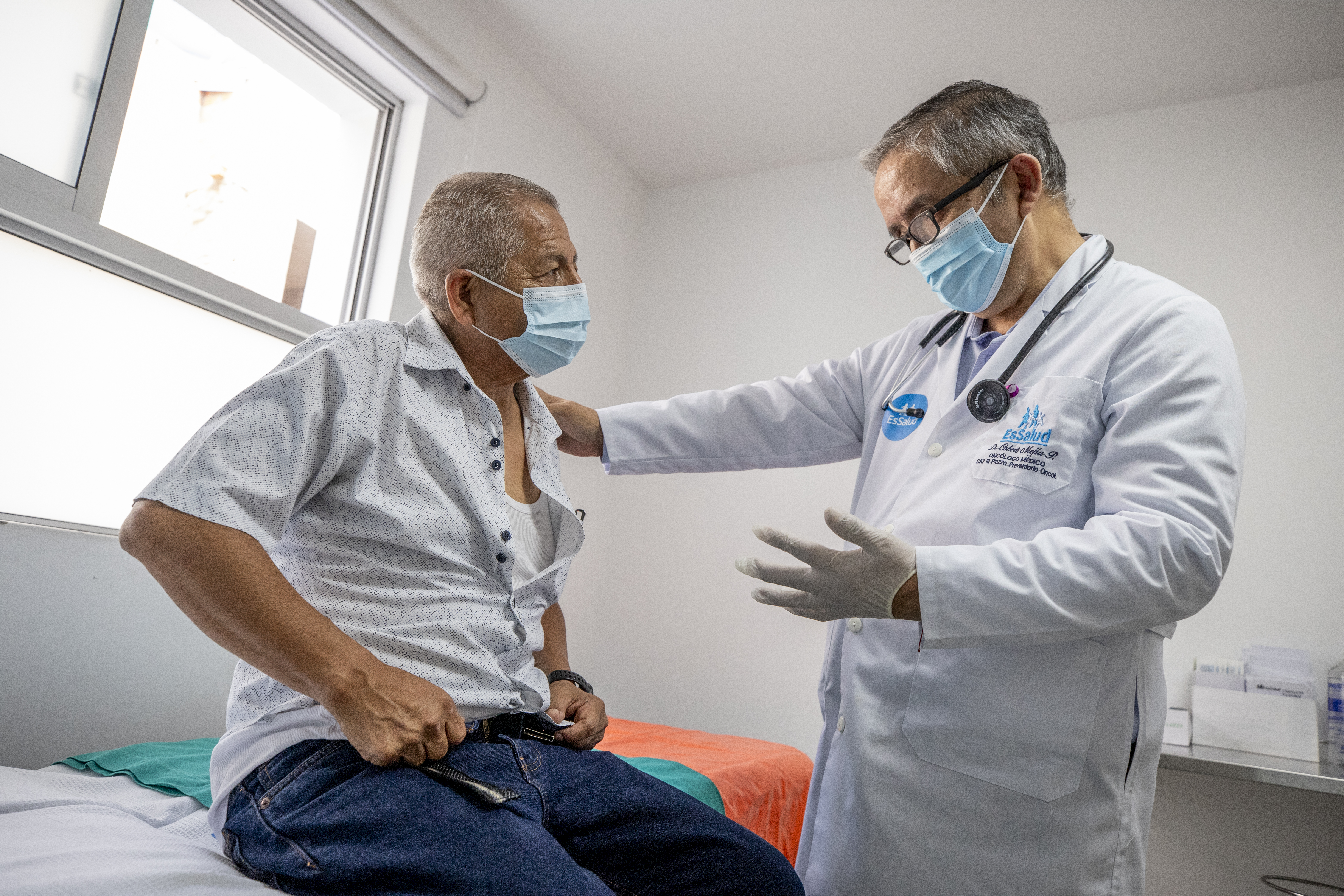 Especialista de EsSalud asegura que la vasectomía es 99 % efectiva y no provoca cáncer