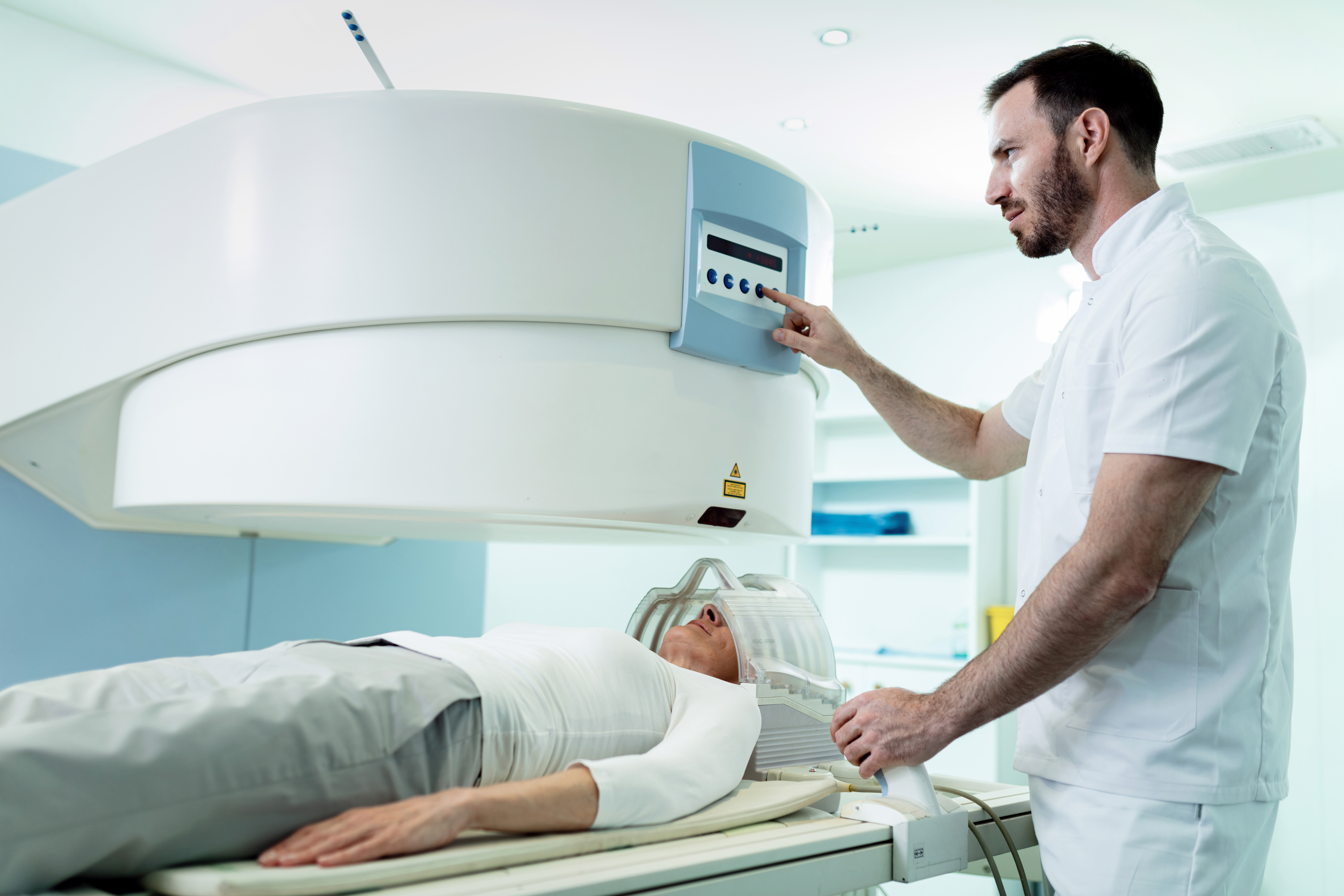 Avances tecnológicos en radioterapia abren una nueva era de tratamiento oncológico más eficiente en Perú