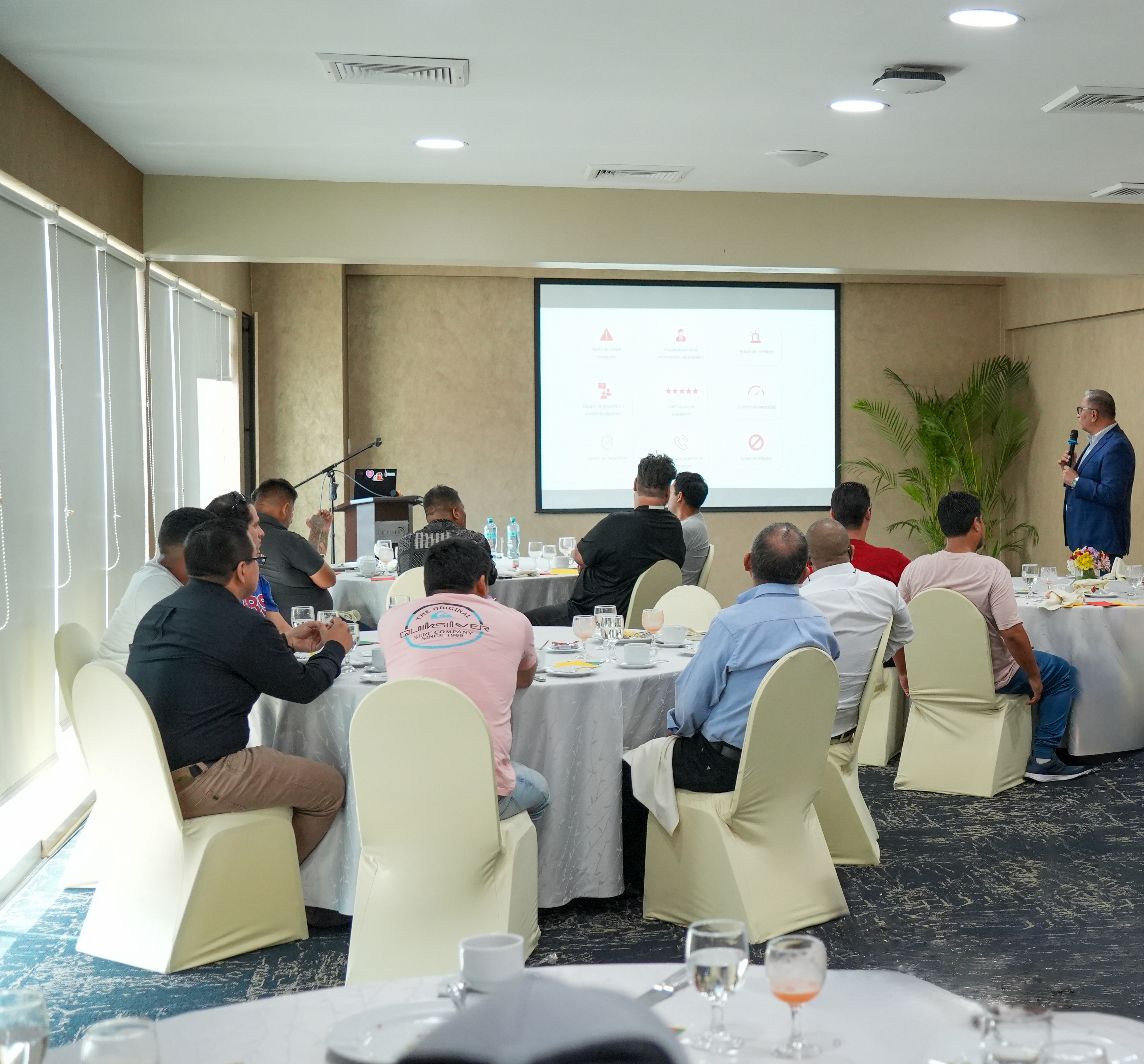 Conductores refuerzan buenas prácticas y herramientas de seguridad en sesión especializada