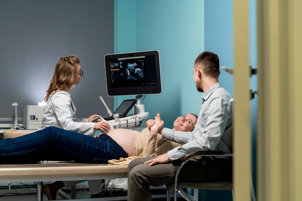 Día Mundial de la Obstetricia: tecnología médica para un embarazo más seguro