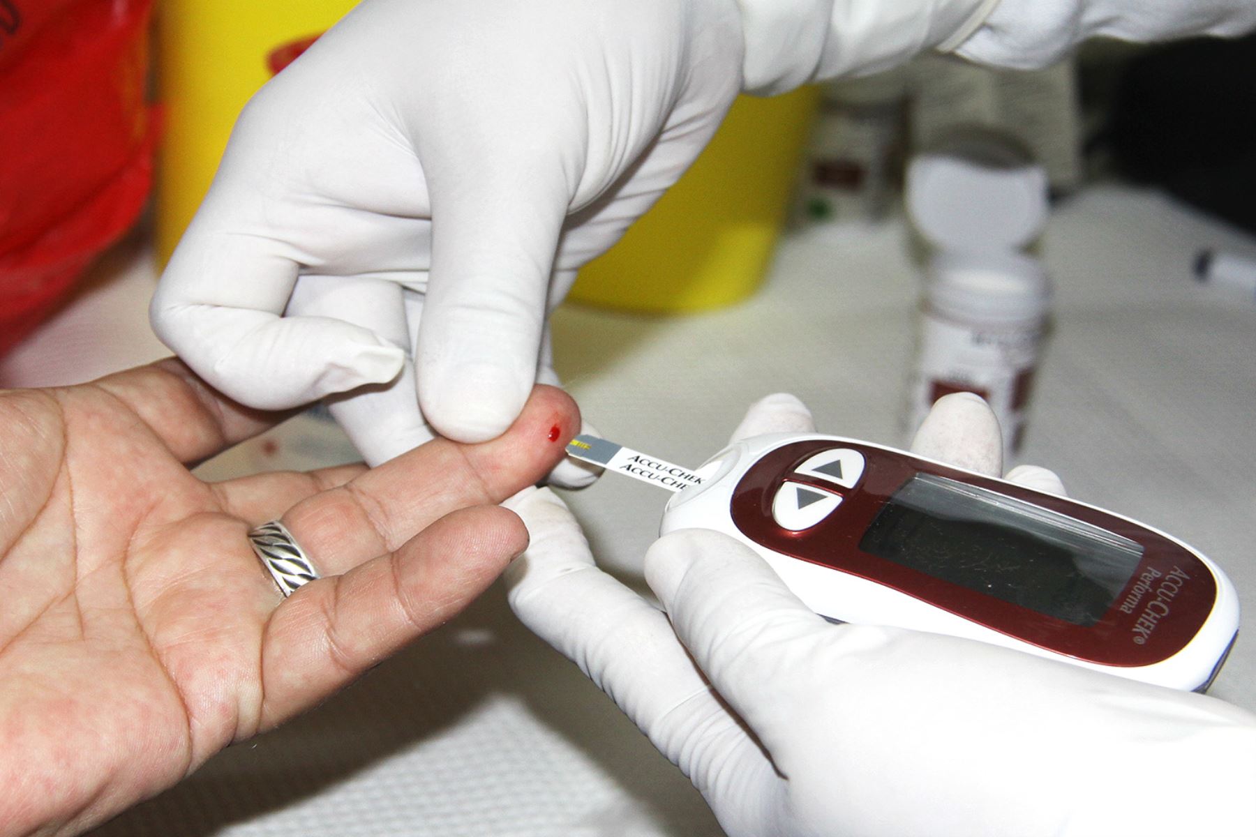 Alrededor de 2,600,000 adultos en Perú viven con diabetes y muchos aún no lo saben.
