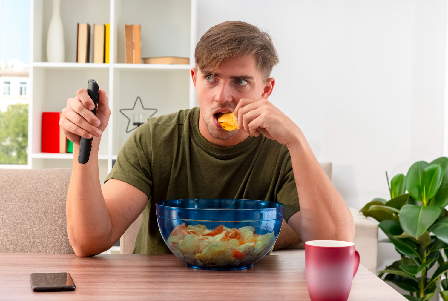 ¿Hambre o ganas de comer? Las señales que solemos confundir durante el día