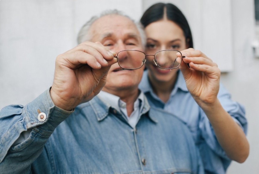 Solo el 30% de adultos mayores cuidan su salud visual, de acuerdo al Ministerio de Salud.