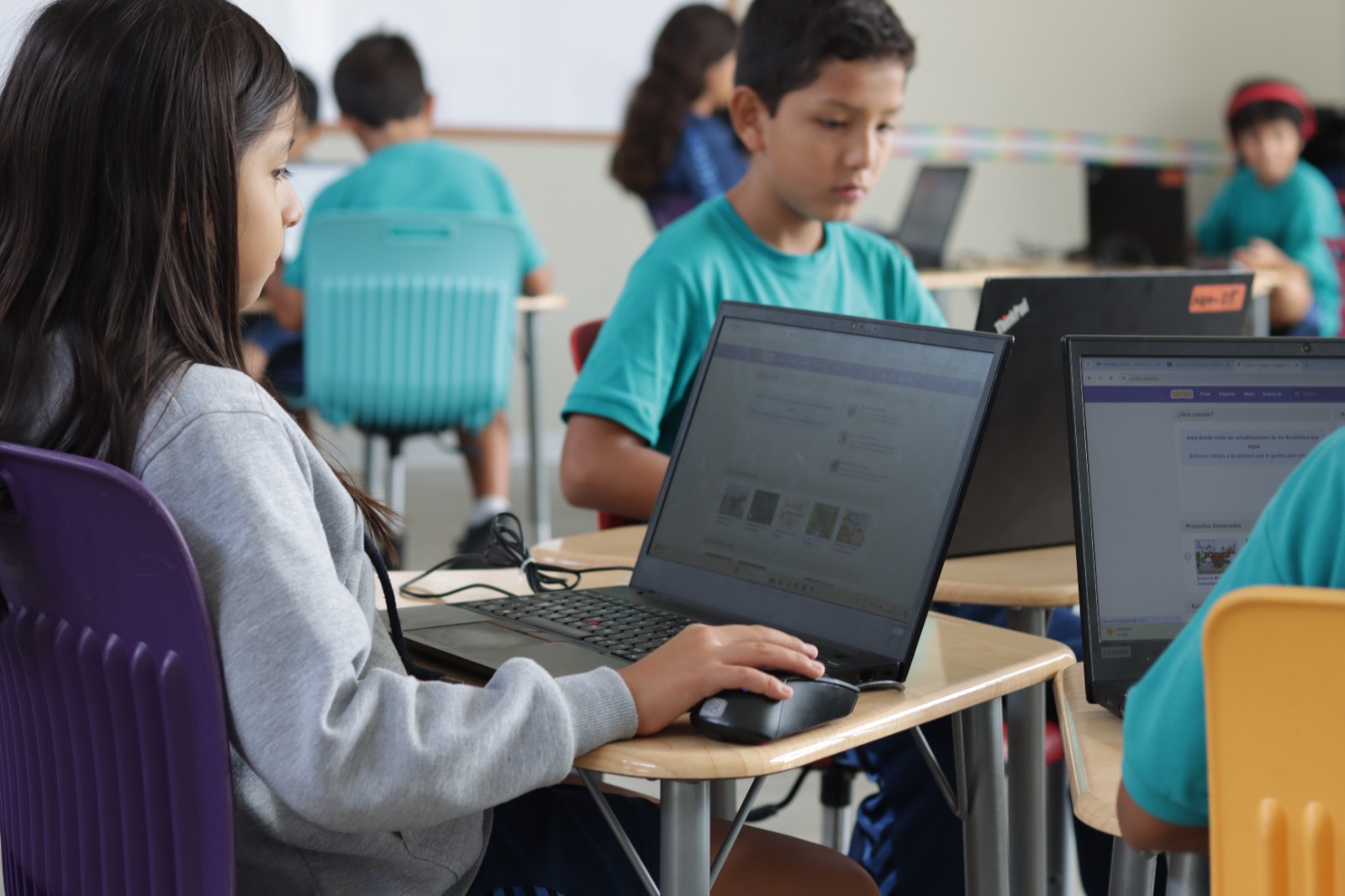 Del ciberacoso al grooming: las amenazas digitales que hoy enfrentan niños y adolescentes