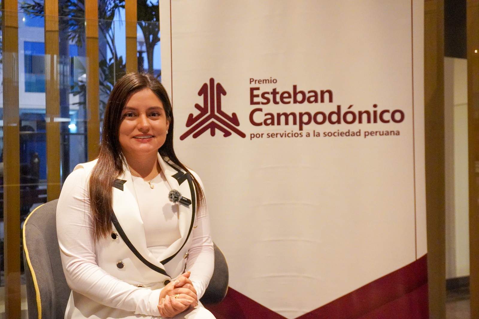 Ingeniera se convierte en la ganadora más joven del Premio Campodónico con proyectos inclusivos