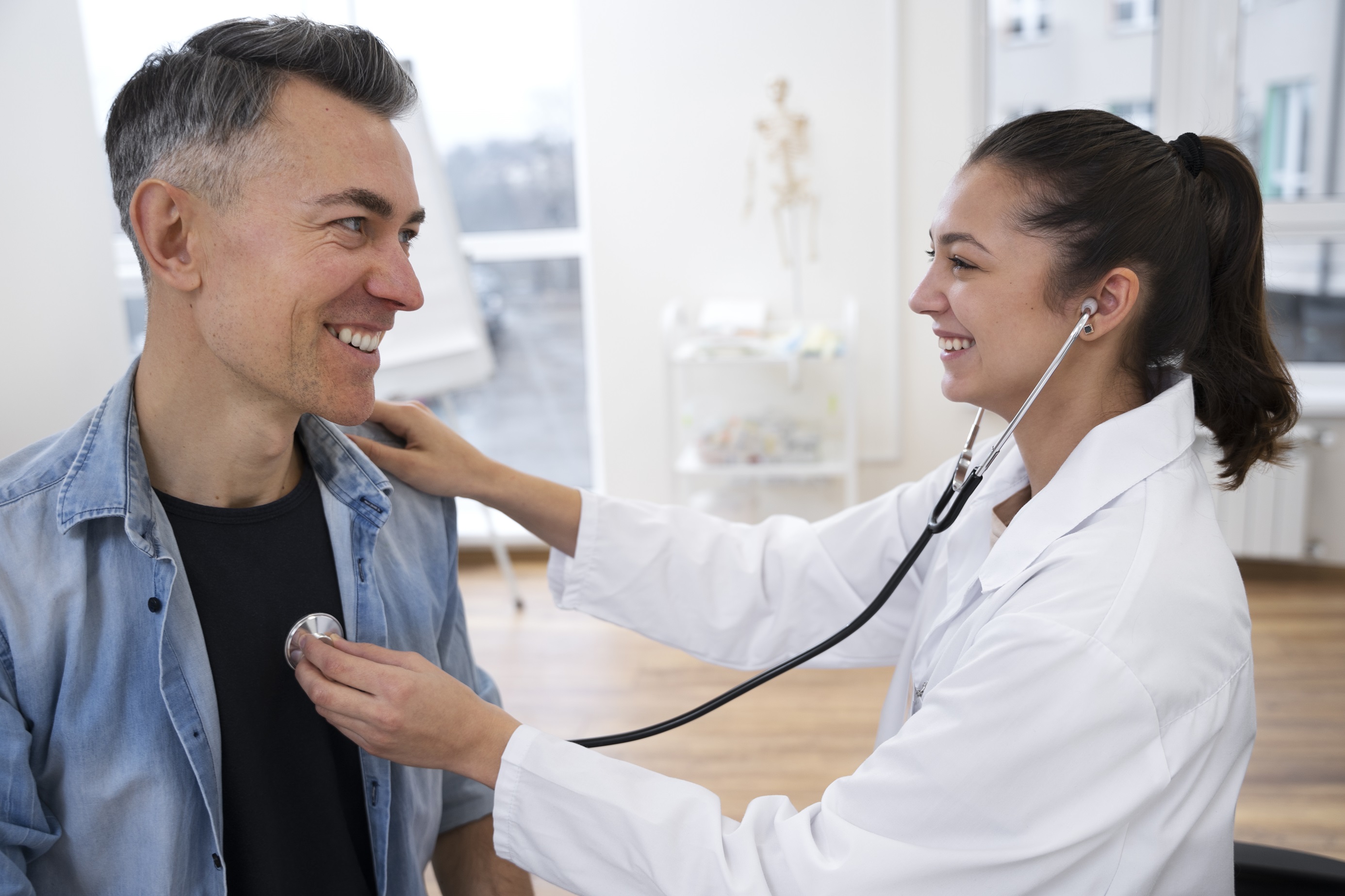 Día Mundial de la Leucemia Mieloide Crónica: 5 claves para entender y enfrentar esta enfermedad