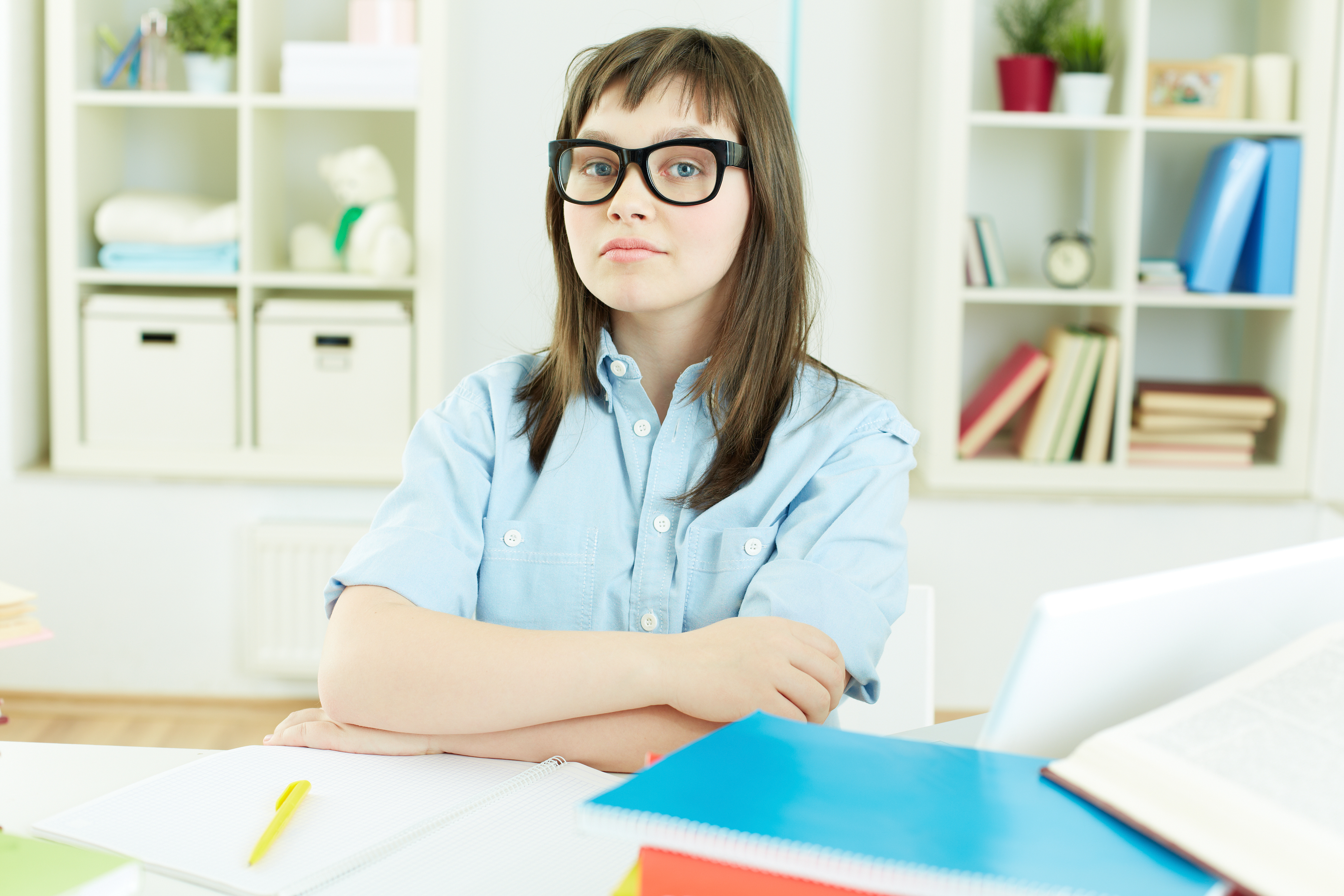 Ver bien para aprender mejor: la salud visual infantil como herramienta de igualdad