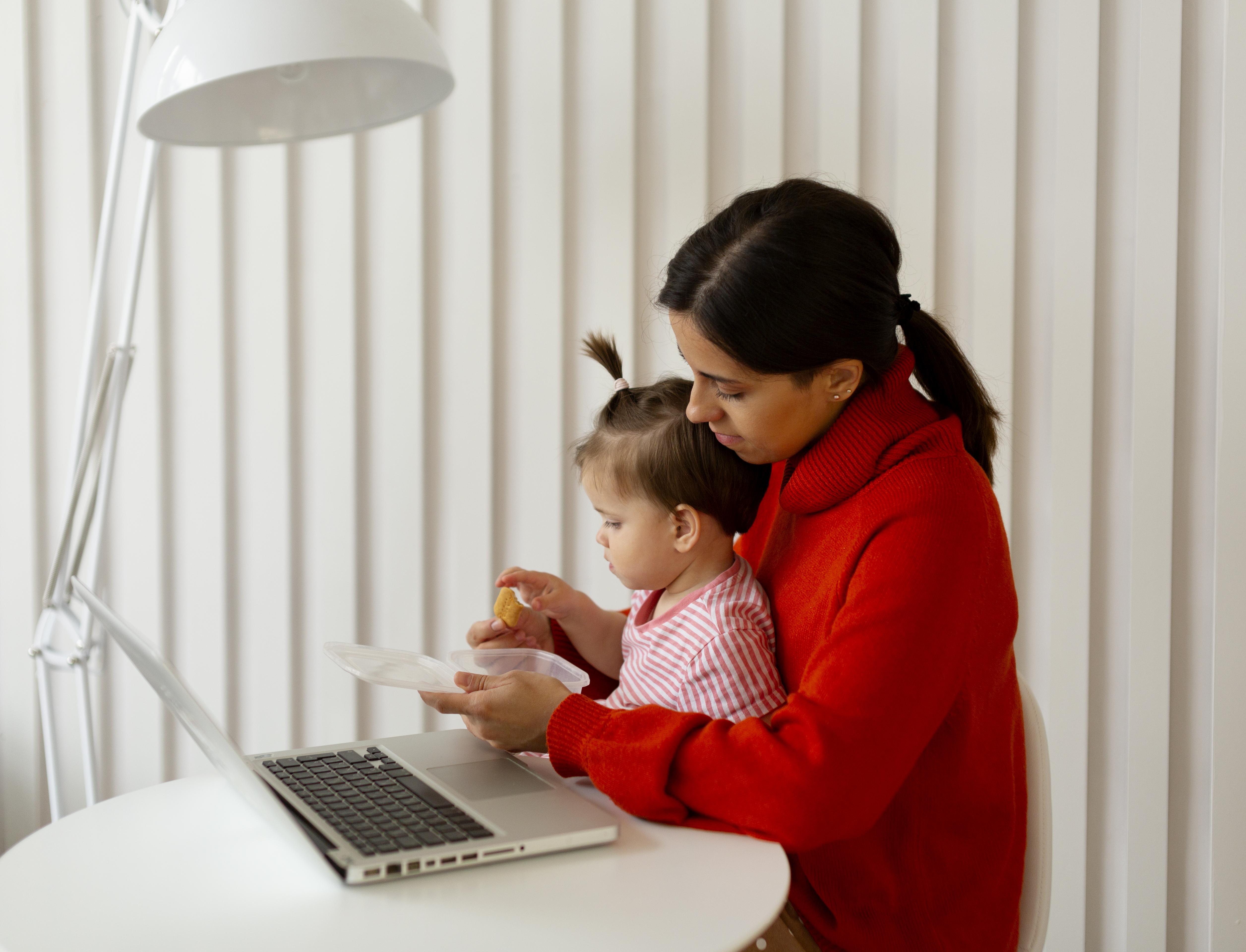 Empresas peruanas empiezan a replantear cómo evalúan el liderazgo de mujeres con hijos