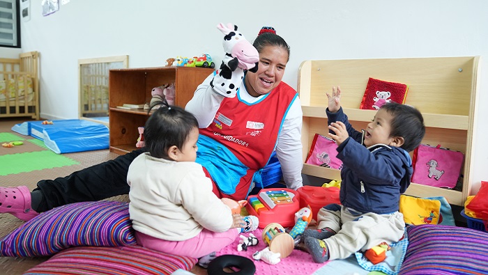 Midis: Cuna Más contribuye en el desarrollo de habilidades y aprendizaje de los niños usuarios a través del juego