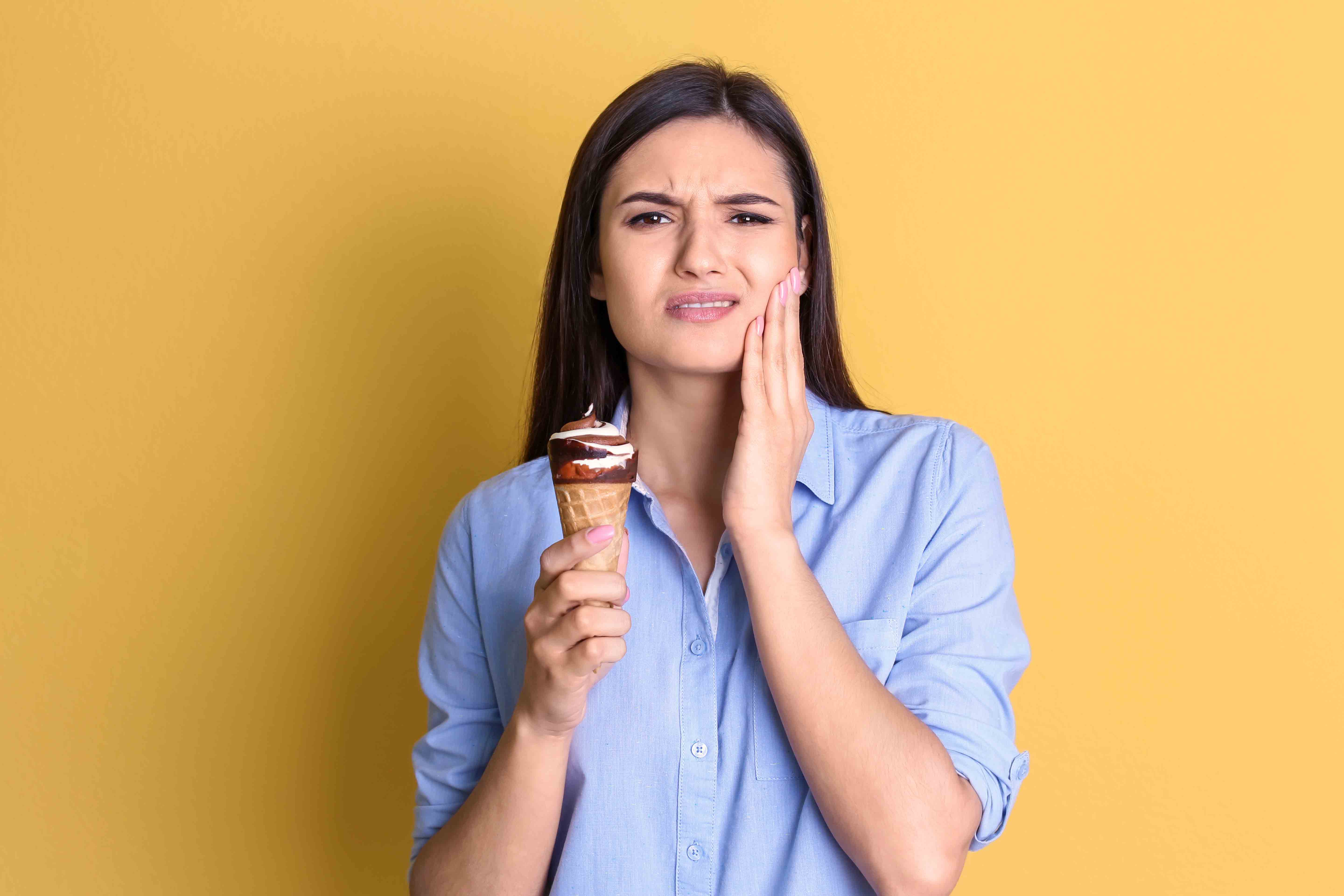 Sensibilidad dental: Recomendaciones para no sufrir en verano
