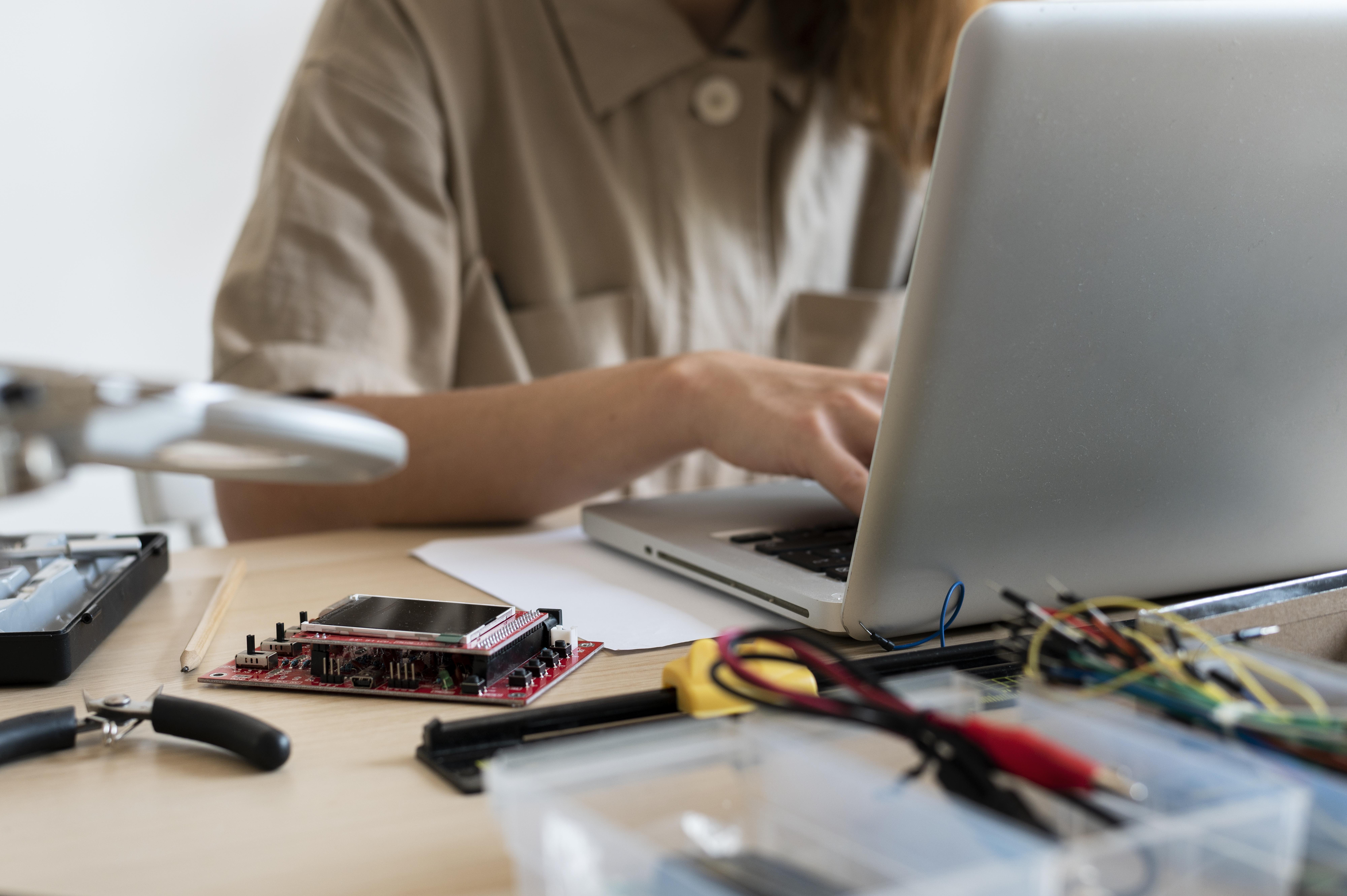 Día Internacional de la Mujer y la Niña en la Ciencia: Conoce a algunas de las mujeres que contribuyen al desarrollo de las STEM en el país