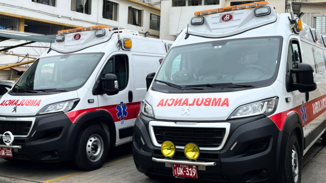 Hospital Santa Rosa de Pueblo Libre fortalece atención de emergencias con adquisición de dos ambulancias tipo III