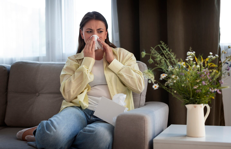 Día Mundial de la Alergia: cómo reducir los alérgenos invisibles que pueden estar dentro del hogar