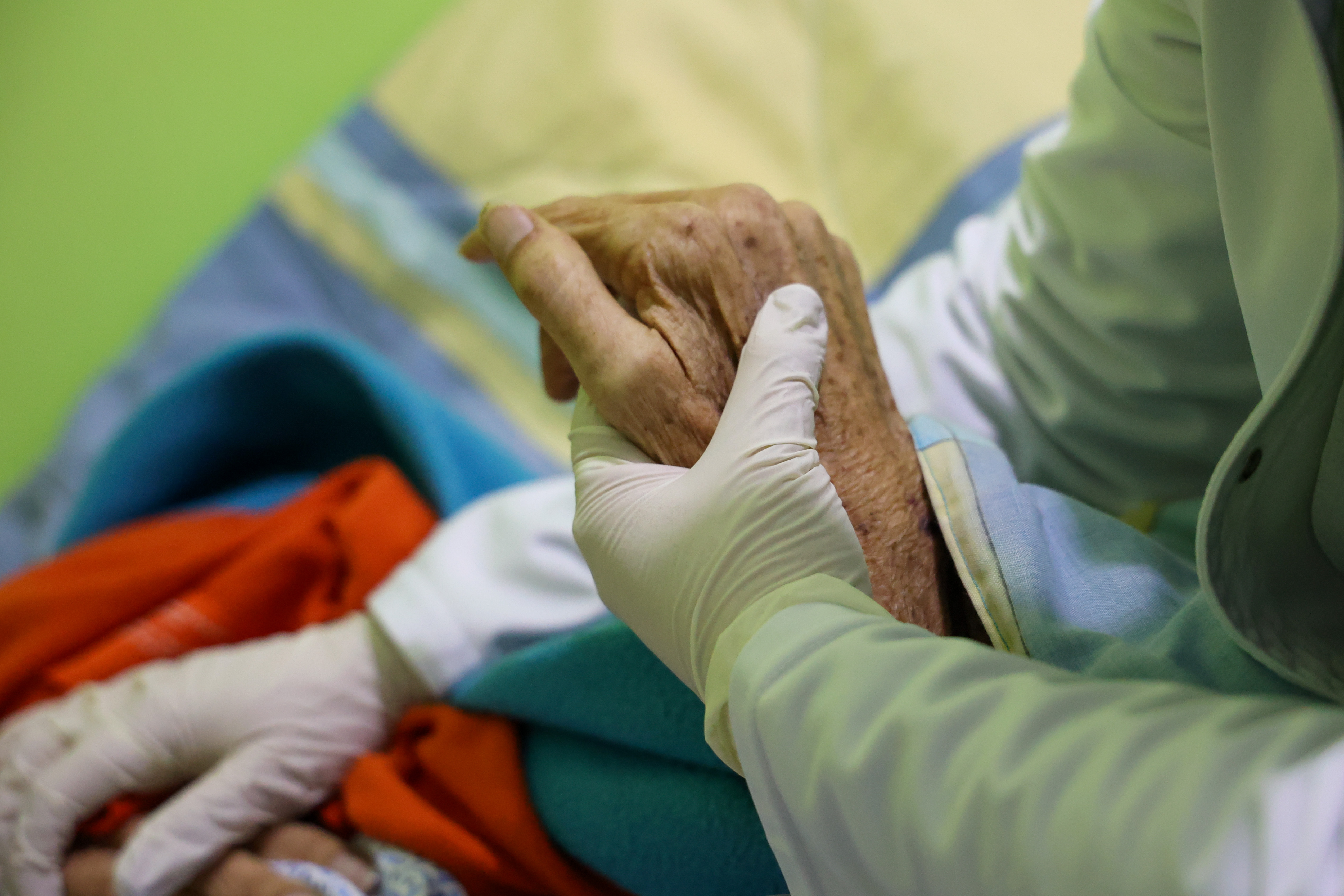 Hospital Rebagliati llega a hogares de pacientes terminales para brindarles atención humanizada con el programa Cophoes