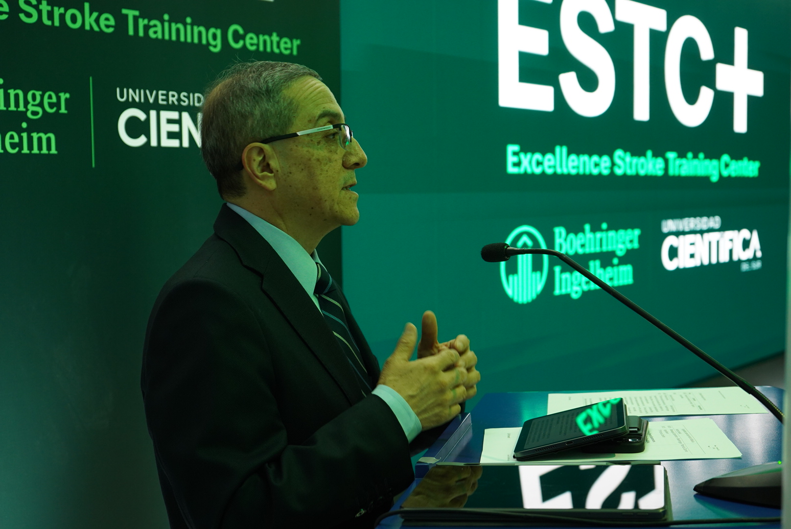 Día Mundial del ACV: reconocimiento de las señales de alerta es clave para reducir el riesgo de discapacidad severa