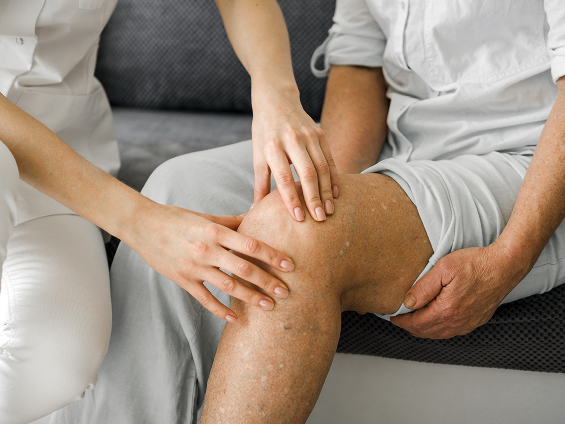 Conozca cómo el ejercicio físico ayuda a reducir el dolor de la artrosis de rodilla