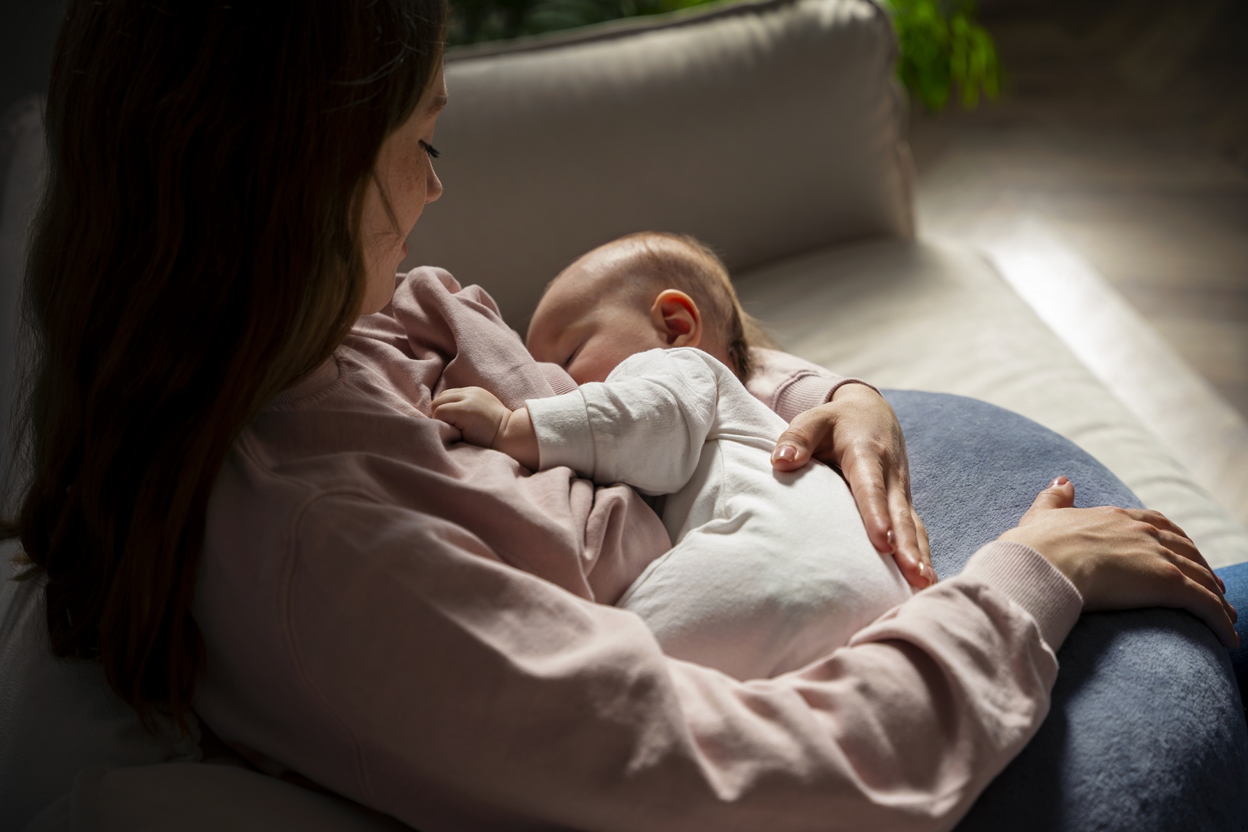 ¿Cómo se forma el vínculo madre-hijo desde la gestación? 6 hallazgos científicos sobre el impacto del embarazo en el cerebro materno
