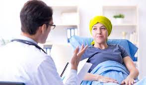 COMPLICACIONES NUTRICIONALES EN EL PACIENTE ONCOLÓGICO DURANTE LA TERAPIA