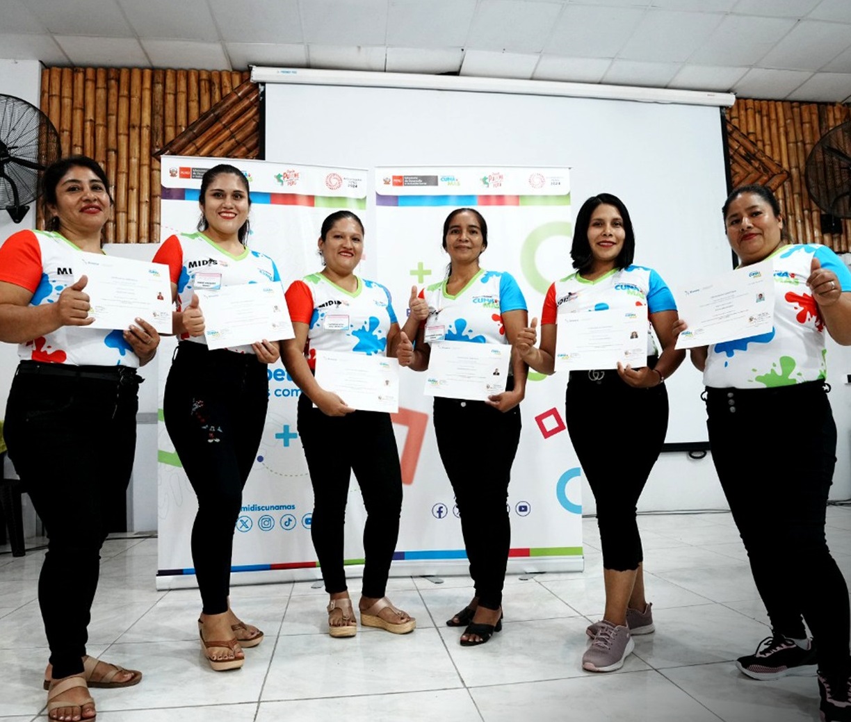 Actora comunal de Cuna Más del Ministerio de Desarrollo e Inclusión Social obtiene certificado de Sineace