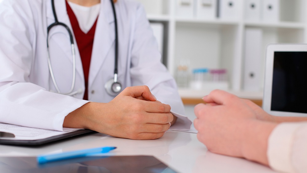 Chequeos que deben realizarse hombres y mujeres para evitar el cáncer