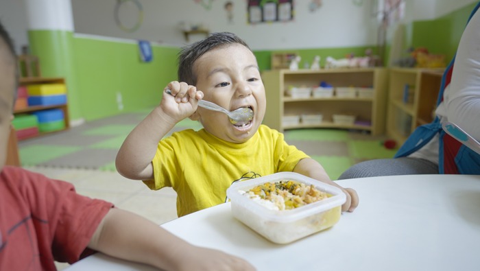 El arroz fortificado es un alimento prioritario en Cuna Más: 65,648 niños usuarios consumen este alimento para prevenir la anemia