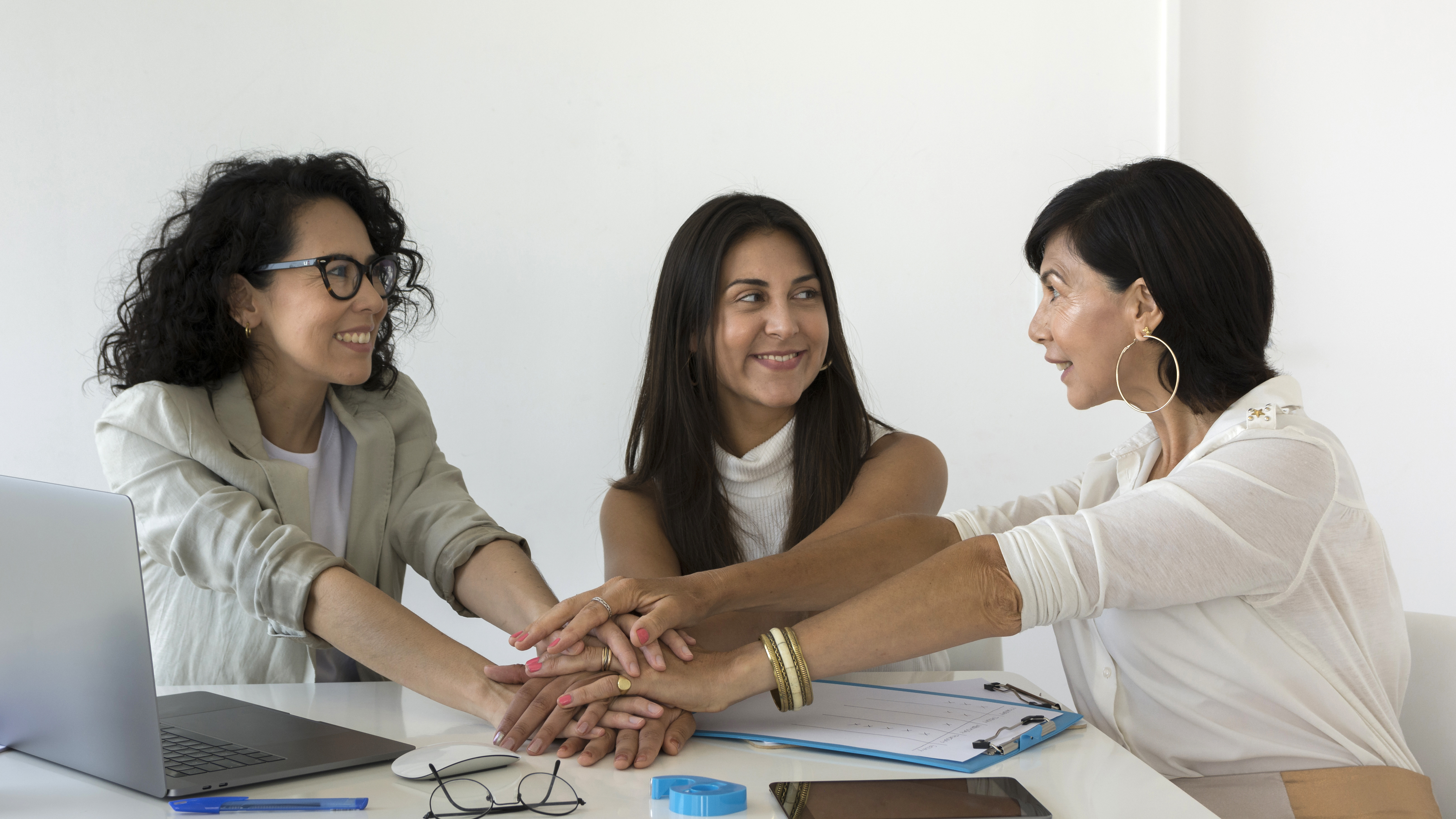 Día Internacional para la Eliminación de la Violencia contra la Mujer: Cinco iniciativas para prevenir esta realidad en el trabajo