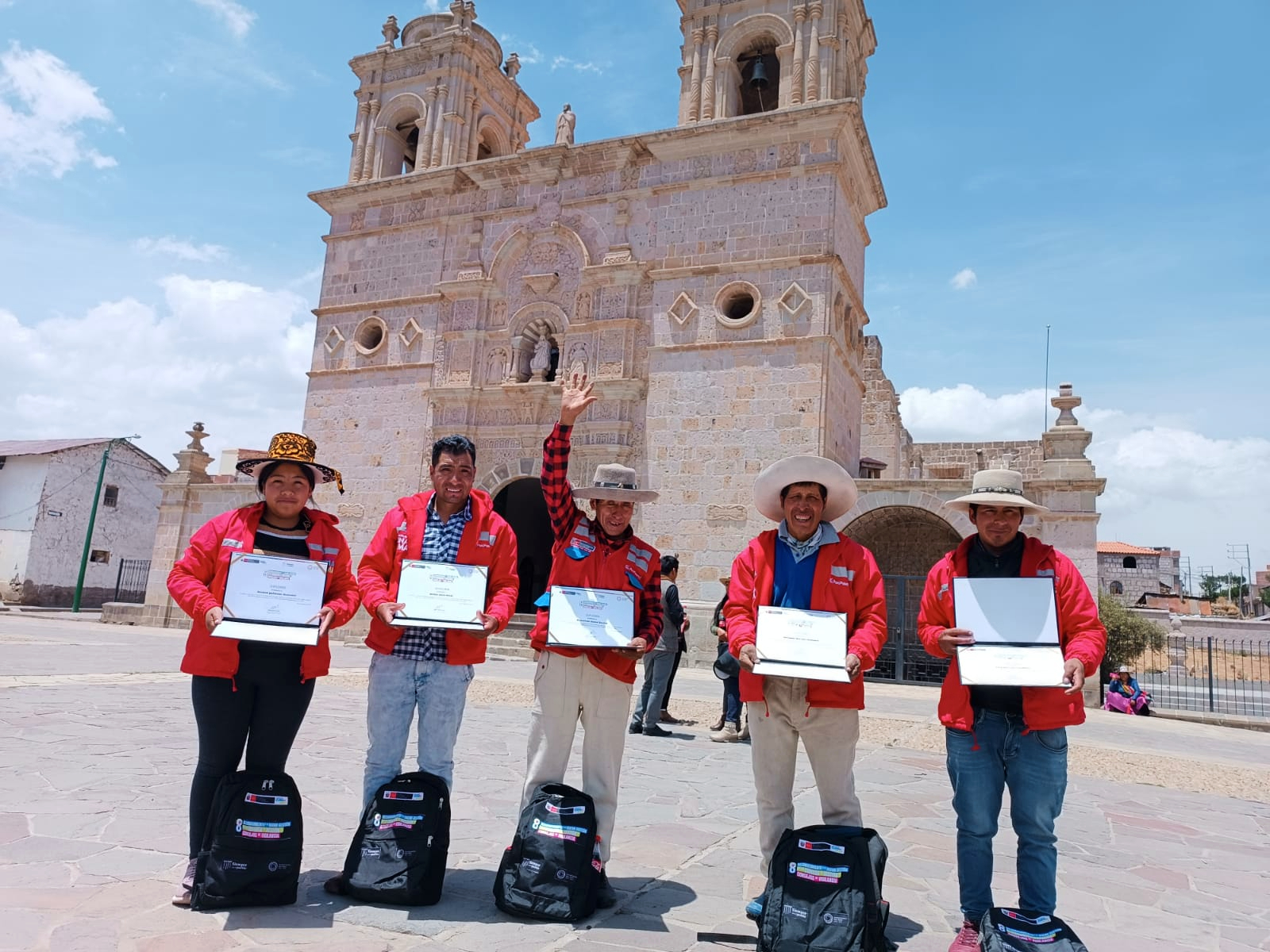 Cuna Más distingue a nueve comités de gestión y consejos de vigilancia del Cusco por su contribución con la primera infancia