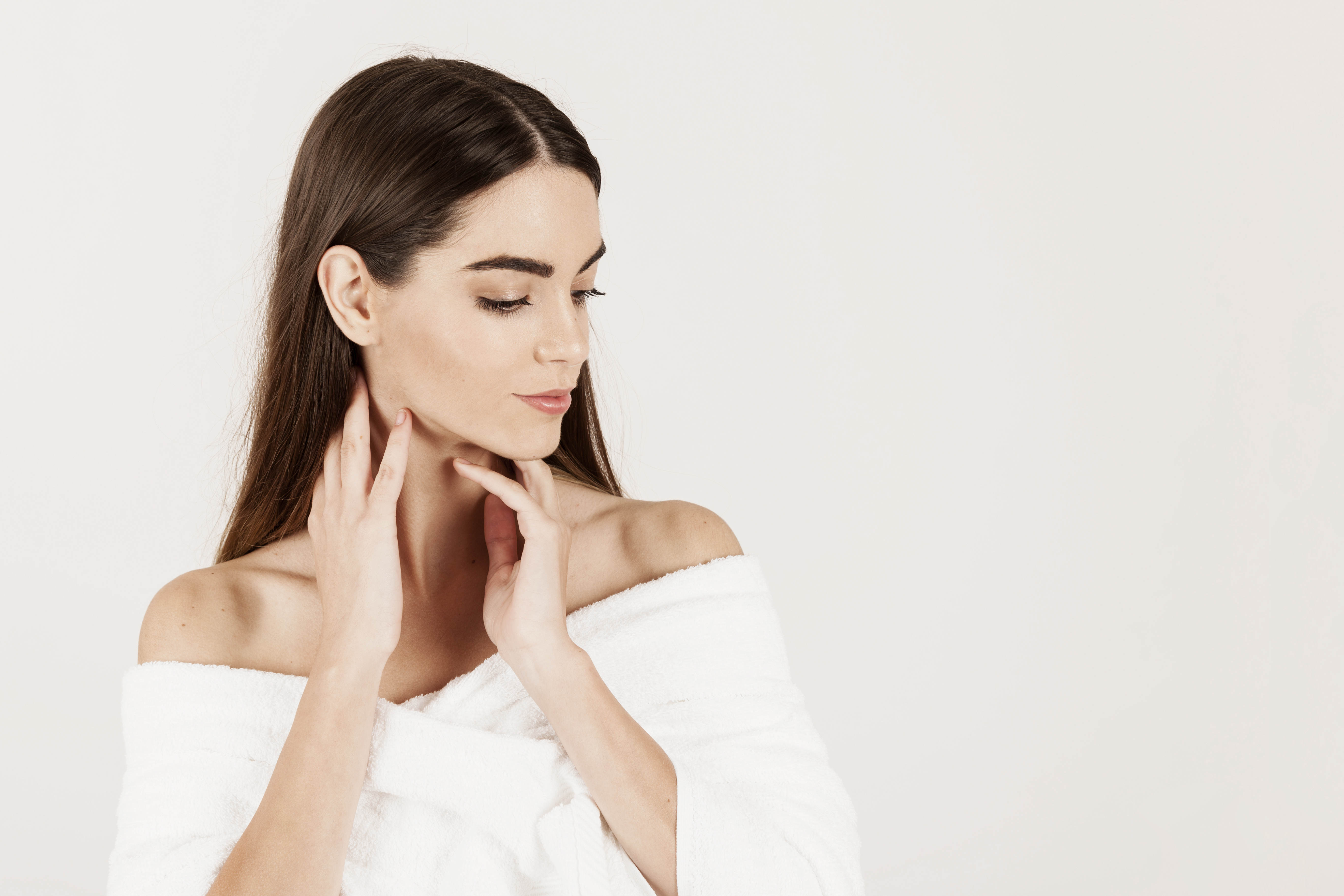 Logra un rostro más definido con la Lipopapada sin cirugía