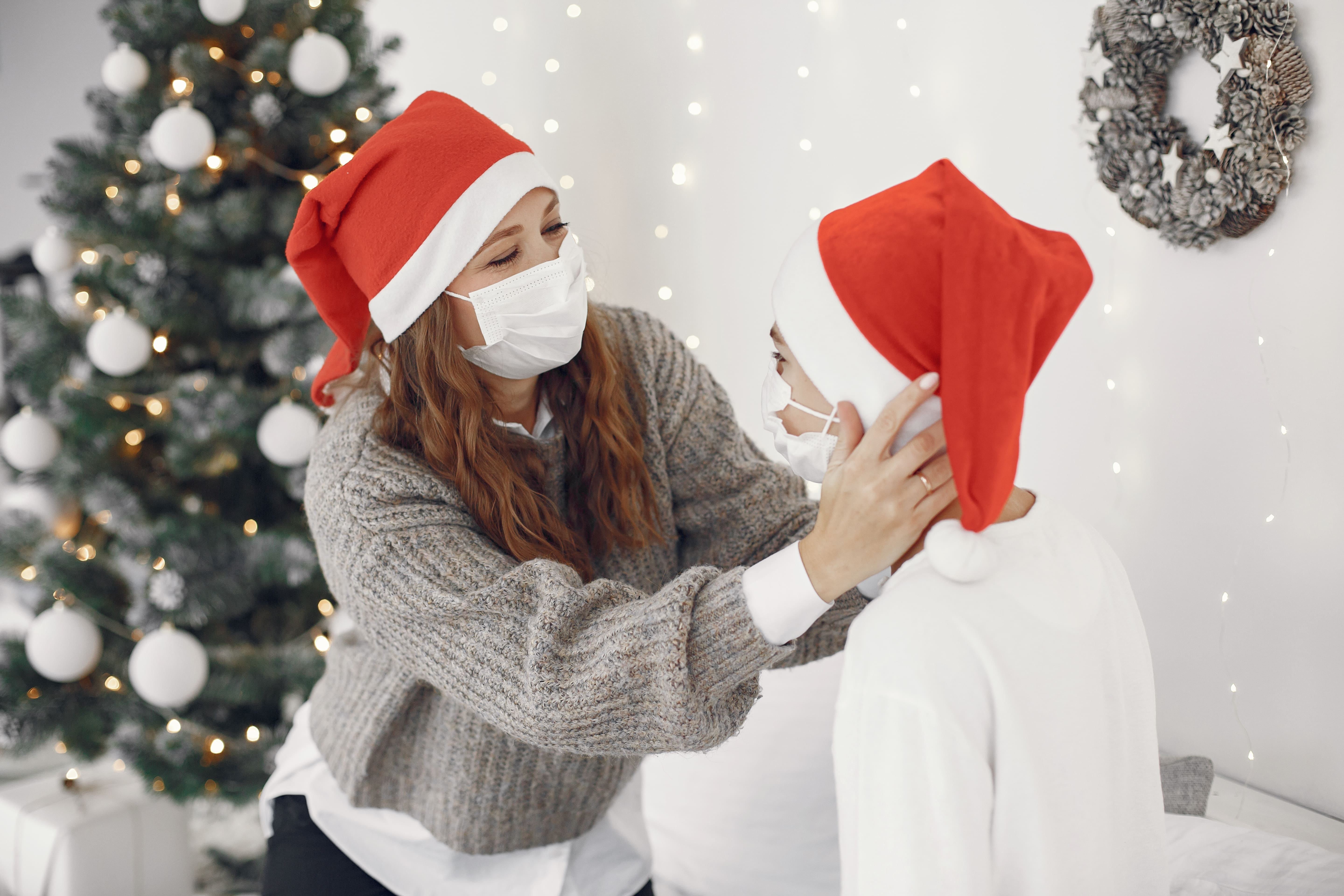 ¿Adornos empolvados? Consejos para evitar las alergias navideñas