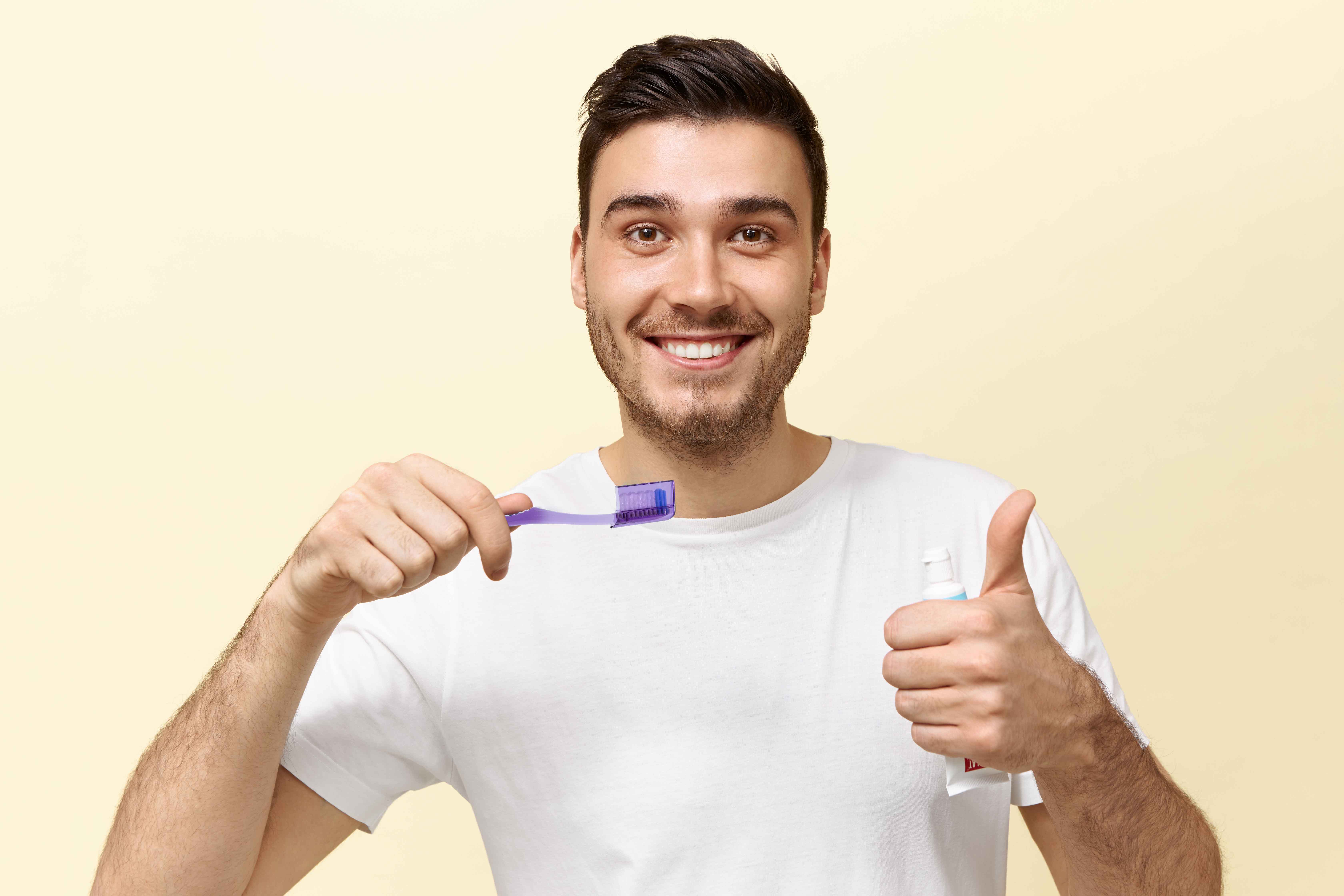Semana Santa: Consejos para cuidar tu salud bucal si decides salir de viaje