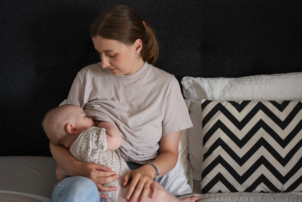 DESCANSA MEJOR CON TU BEBÉ: CONSEJOS PARA LA LACTANCIA NOCTURNA