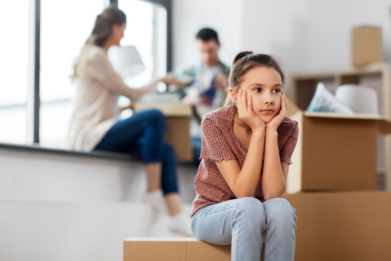 ¿Cómo ayudar a afrontar una mudanza a un niño?
