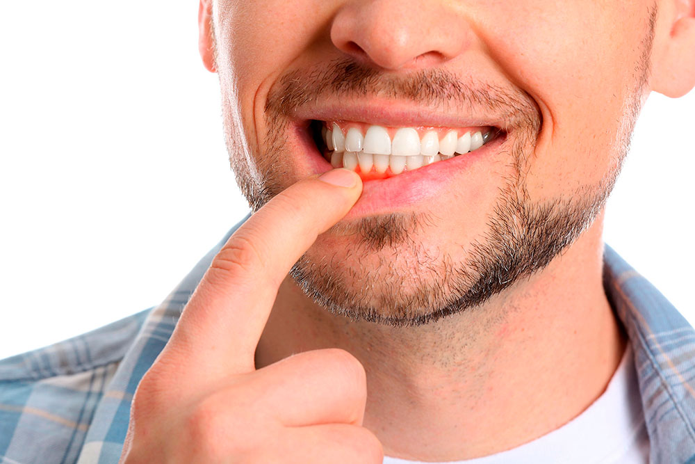 5 consejos útiles para cuidar correctamente las encías