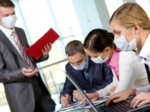 Cuatro recomendaciones para evitar una ola de contagios de Covid-19 en el trabajo